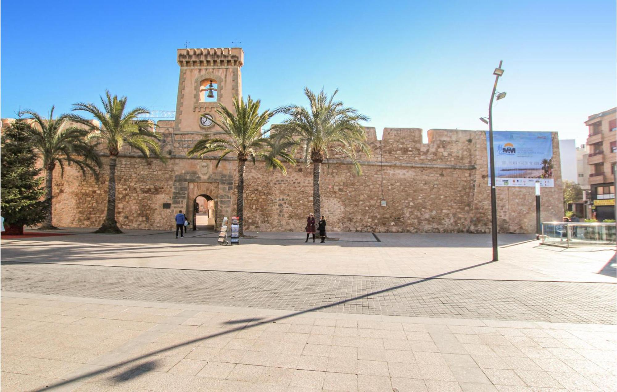 Beautiful Apartment In Santa Pola With Wifi Eksteriør bilde